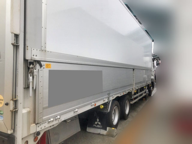 三菱ふそうスーパーグレートパネルウイング大型（10t）[写真05]