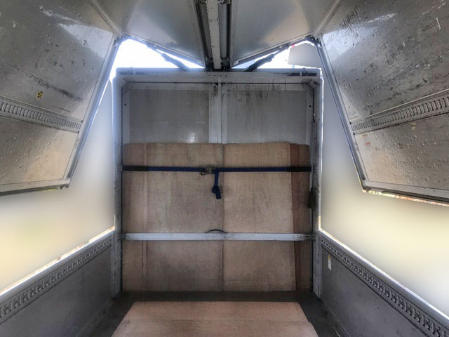 三菱ふそうスーパーグレートパネルウイング大型（10t）[写真08]