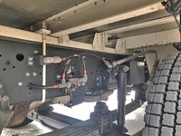 いすゞギガアルミウイング大型（10t）[写真12]