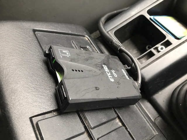 いすゞギガアルミウイング大型（10t）[写真31]