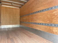 三菱ふそうキャンターパネルバン小型（2t・3t）[写真12]