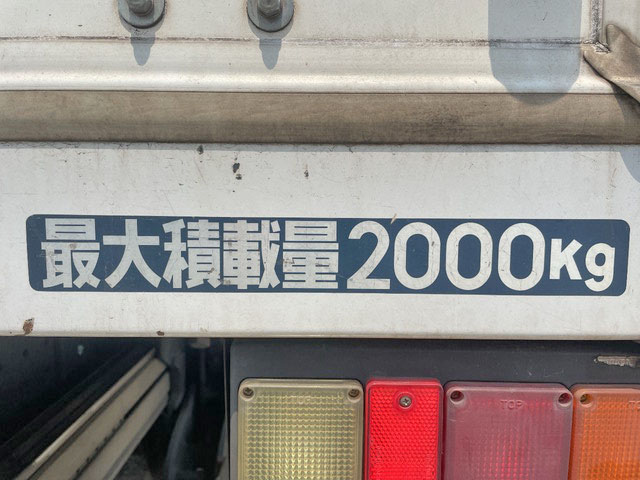 三菱ふそうキャンターパネルバン小型（2t・3t）[写真15]