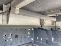 三菱ふそうキャンターパネルバン小型（2t・3t）[写真25]