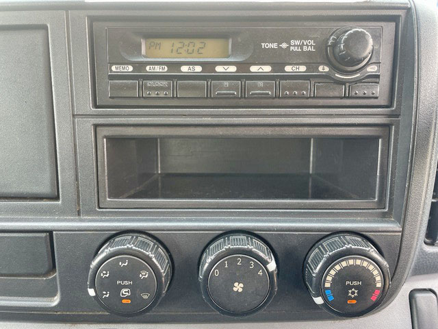 三菱ふそうキャンターパネルバン小型（2t・3t）[写真37]