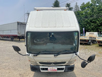 三菱ふそうキャンターパネルバン小型（2t・3t）[写真07]