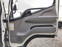 三菱ふそうキャンターアルミバン小型（2t・3t）[写真31]