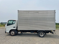 三菱ふそうキャンターアルミバン小型（2t・3t）[写真05]