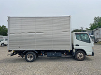 三菱ふそうキャンターアルミバン小型（2t・3t）[写真06]