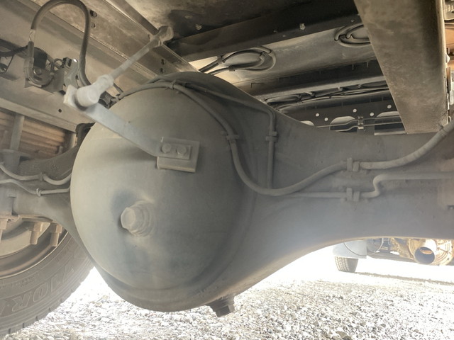 いすゞフォワードアルミウイング中型（4t）[写真21]