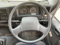 いすゞフォワードアルミウイング中型（4t）[写真30]