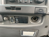 いすゞフォワードアルミウイング中型（4t）[写真33]