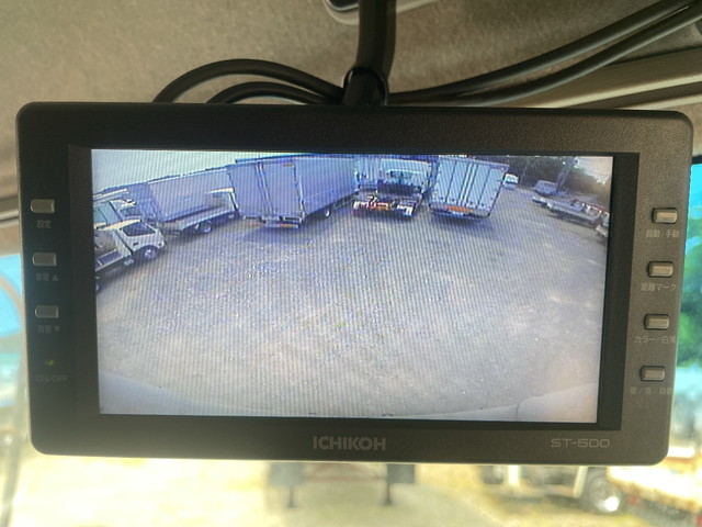 いすゞフォワードアルミウイング中型（4t）[写真36]