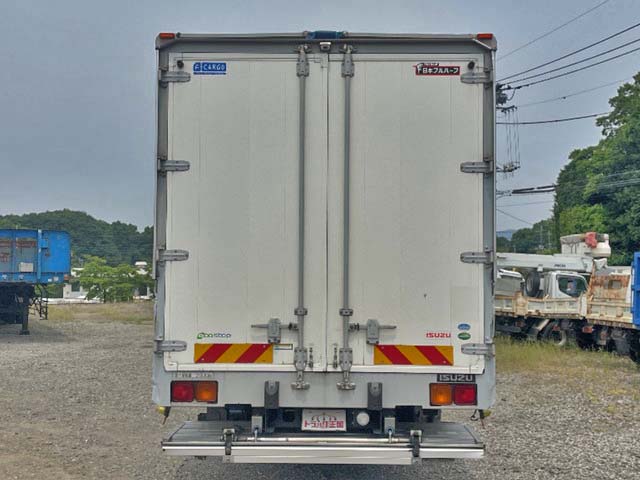 いすゞフォワードアルミウイング中型（4t）[写真06]