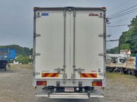 いすゞフォワードアルミウイング中型（4t）[写真06]