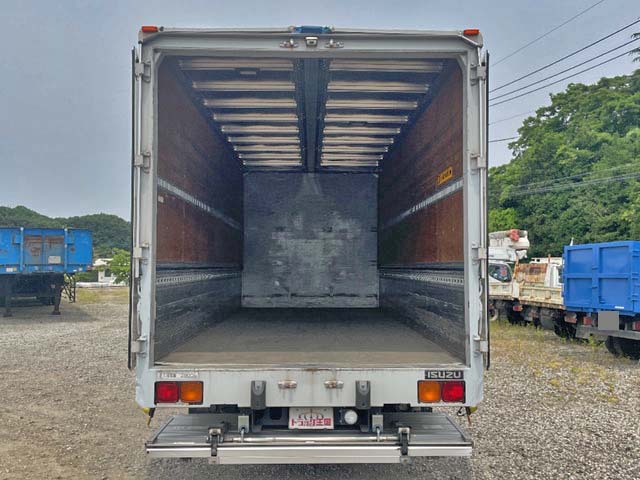 いすゞフォワードアルミウイング中型（4t）[写真07]