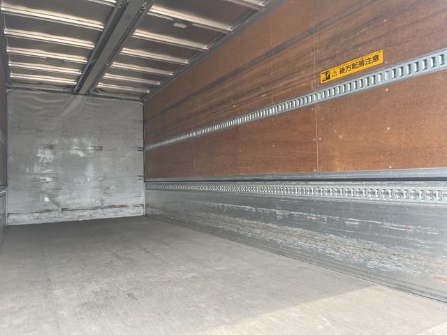 いすゞフォワードアルミウイング中型（4t）[写真09]