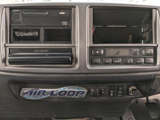 日野レンジャーダンプ増トン（6t・8t）[写真25]