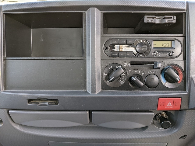 マツダタイタン平ボディ小型（2t・3t）[写真18]