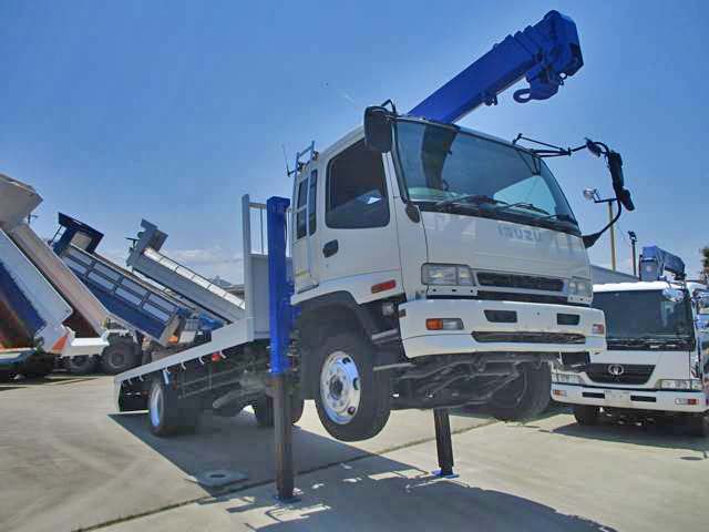 いすゞフォワードセルフクレーン4段増トン（6t・8t）PJ-FTR34L4 [写真01]