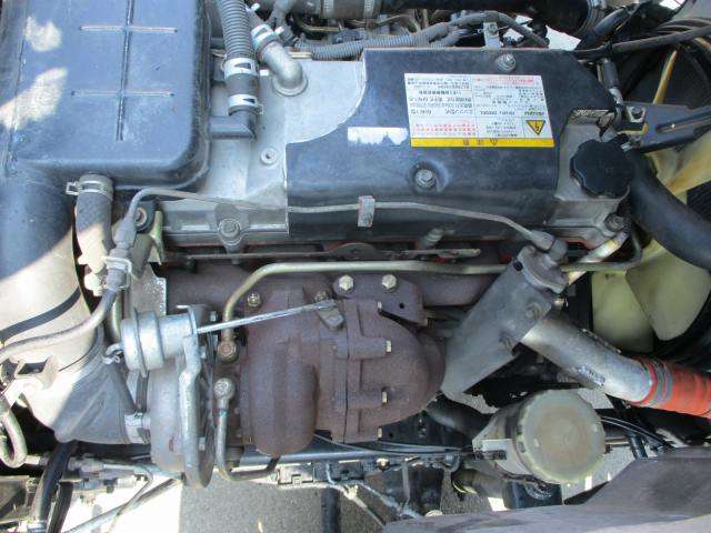 いすゞフォワードセルフクレーン4段増トン（6t・8t）[写真11]