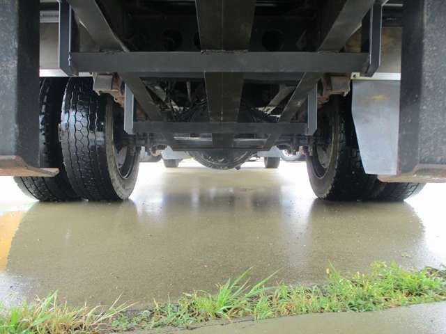 いすゞフォワードセルフクレーン4段増トン（6t・8t）[写真12]