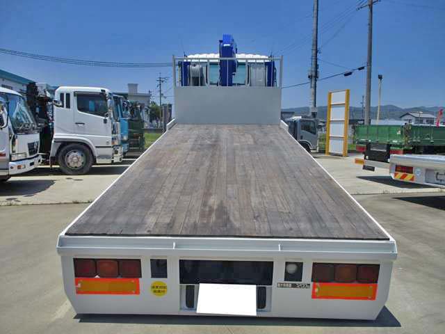 いすゞフォワードセルフクレーン4段増トン（6t・8t）[写真20]