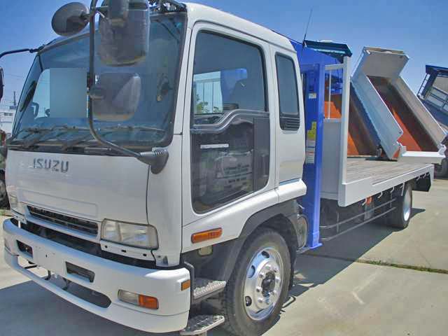 いすゞフォワードセルフクレーン4段増トン（6t・8t）[写真03]