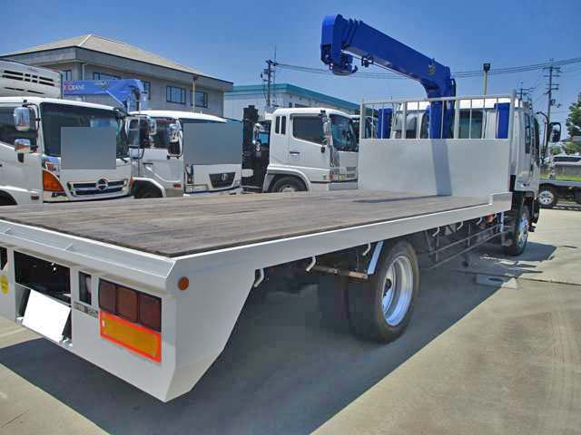 いすゞフォワードセルフクレーン4段増トン（6t・8t）[写真04]