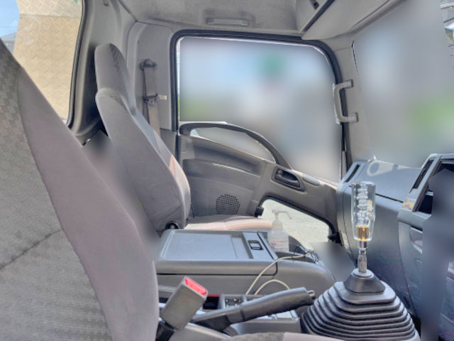 いすゞフォワードレッカー車中型（4t）[写真31]