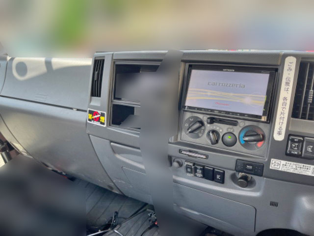 いすゞフォワードレッカー車中型（4t）[写真36]