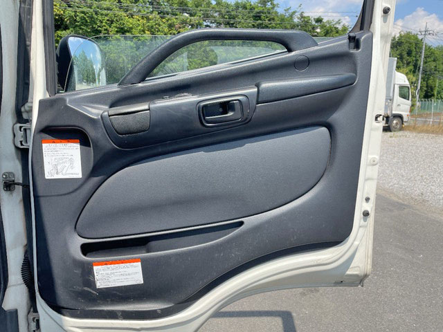 日野レンジャーアルミウイング中型（4t）[写真29]