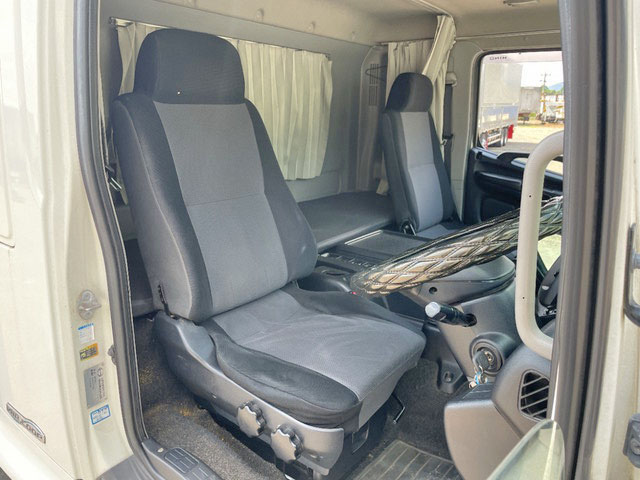 日野レンジャーアルミウイング中型（4t）[写真34]