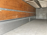 いすゞギガアルミウイング大型（10t）[写真11]