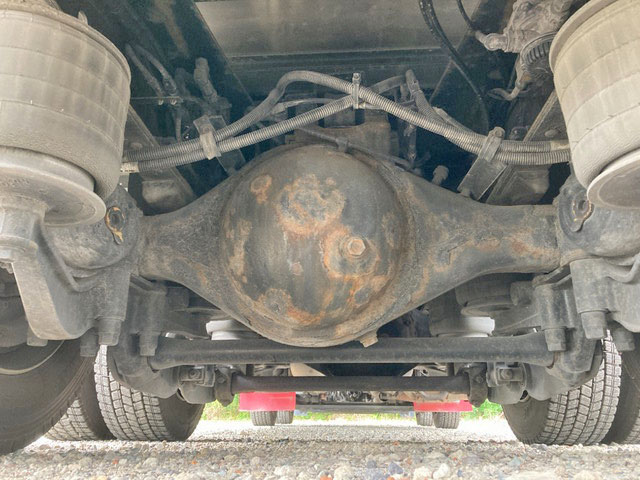 いすゞギガアルミウイング大型（10t）[写真24]