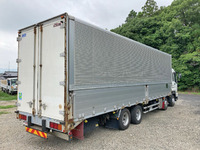 いすゞギガアルミウイング大型（10t）[写真02]