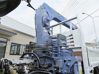三菱ふそうキャンタークレーン3段小型（2t・3t）[写真18]