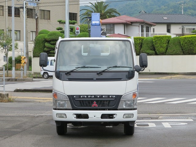 三菱ふそうキャンタークレーン3段小型（2t・3t）[写真05]