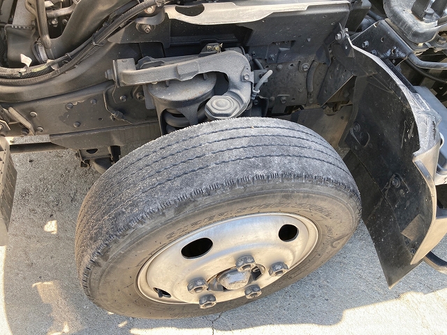 いすゞエルフアルミバン小型（2t・3t）[写真23]