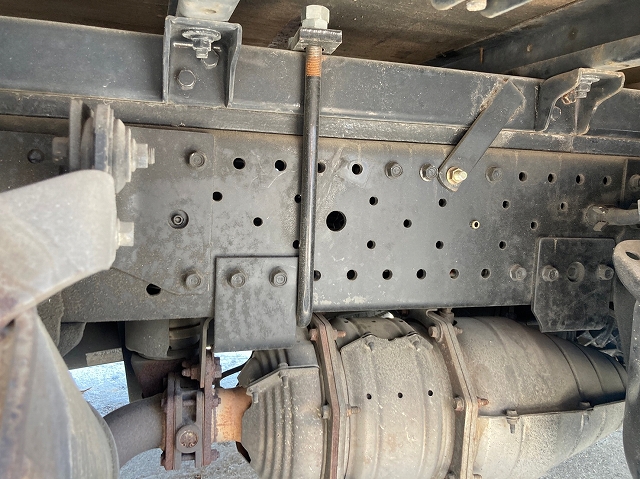 いすゞエルフアルミバン小型（2t・3t）[写真25]