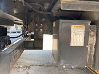 いすゞエルフアルミバン小型（2t・3t）[写真26]