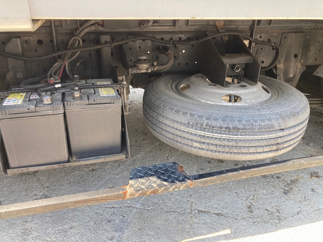 いすゞエルフアルミバン小型（2t・3t）[写真29]