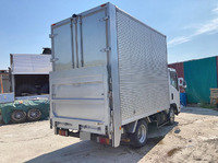 いすゞエルフアルミバン小型（2t・3t）[写真02]