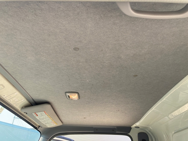 いすゞエルフアルミバン小型（2t・3t）[写真08]