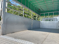 いすゞエルフ家畜運搬車小型（2t・3t）[写真11]