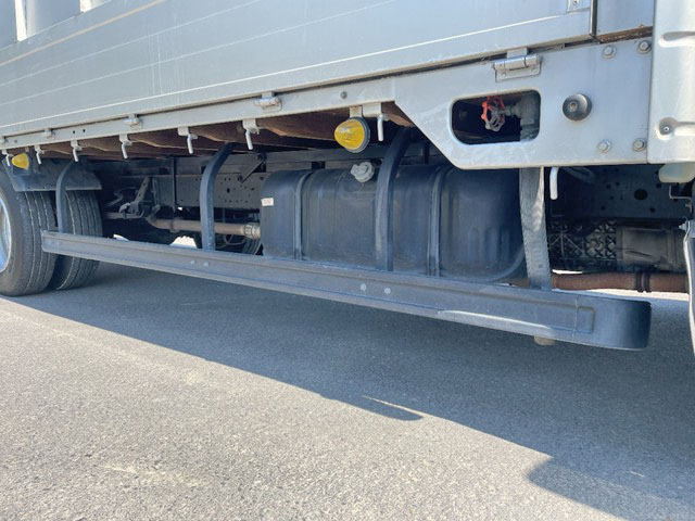 いすゞエルフ家畜運搬車小型（2t・3t）[写真16]