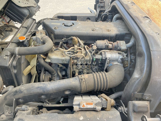 いすゞエルフ家畜運搬車小型（2t・3t）[写真26]