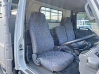 いすゞエルフ家畜運搬車小型（2t・3t）[写真33]