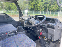 いすゞエルフ家畜運搬車小型（2t・3t）[写真34]