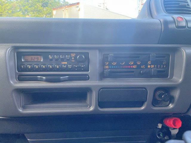 いすゞエルフ家畜運搬車小型（2t・3t）[写真35]