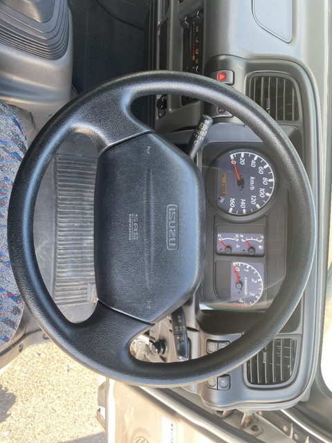 いすゞエルフ家畜運搬車小型（2t・3t）[写真36]